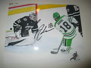 Foto firmada 8x10 de hockey de Dakota Fighting Hawks Collin Adams SIOUX - Imagen 1 de 1