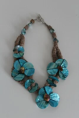 Colar estilo Monies novo sem etiquetas couro real e azul madrepérola 20" de comprimento - Imagem 1 de 4