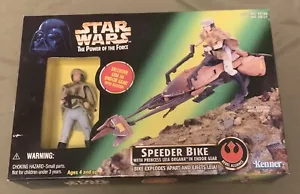 1998 Kenner Star Wars Potf Leia's Speeder bicicleta potencia de la fuerza sin usar en caja - Imagen 1 de 2