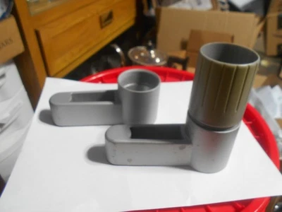 Peças de monitor M/Flex em escala humana - Imagem 1 de 3