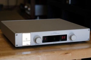 (Free Shipping) GOLDMUND METIS 2 Preamplifier, Good Condition - Picture 1 of 8