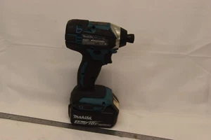 Makita 18V LXT Impact Driver Model XDT11 W/ 1-3.0Ah Battery - Picture 1 of 8