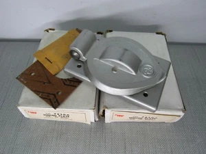 Arrow Hart 7420-A Hinged Plate Lot of 2 - Picture 1 of 3