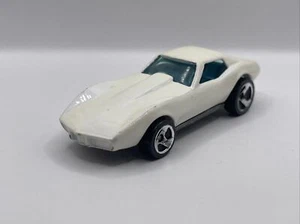 Vintage Hot Wheels 1975 Pearl White Corvette Stingray Blue Windows - Picture 1 of 11