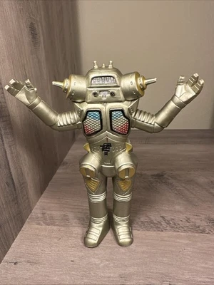 Bandai kaiju Ultra Monster Series 2007 No 16 King Joe US STOCK - Image 1 of 4