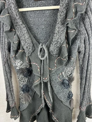 Cárdigan suéter con volantes Forla Paris talla Am Foto 1 de 4