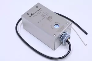 NEW COOPER POWER SYSTEMS ASZH STORM TRAPPER H.E. SURGE ARESSTER - Picture 1 of 2