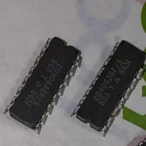 RCA CD4063BF/3    2 PIECES - OLD STOCK - ESTATE FIND - Picture 1 of 2