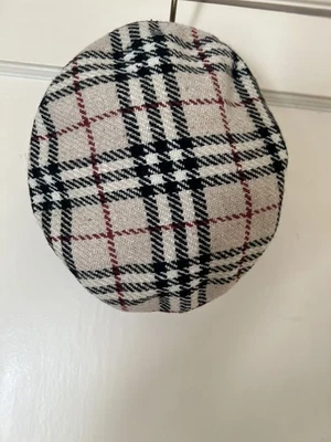 Vintage BURBERRY hat, beret, cap,: Large Nova Check: Wool & Leather - Image 1 of 4