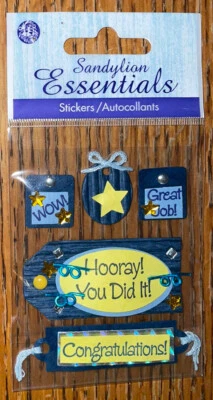 Etiquetas de felicitación esenciales graduación gran trabajo lo hiciste pegatinas escolares Foto 1 de 3