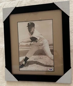 Whitey Ford Autographed, Framed Photo 8 x 10, PSA/DNA Certified - Picture 1 of 2