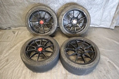 Subaru WRX STI KONIG 2018 llantas Dekagram llantas 18x8,5 + 35 5x114,3 neumáticos Dunlop Foto 1 de 4