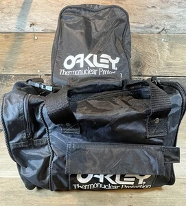 Vintage Vintage Oakley THERMONUCLEAR Protection Duffle Bag (Black) RARE! - Bild 1 von 10