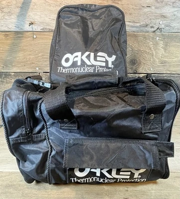 Vintage Antigo Oakley Bolsa de Duffle de Proteção THERMONUCLEAR (Preta) RARA! - Imagem 1 de 4