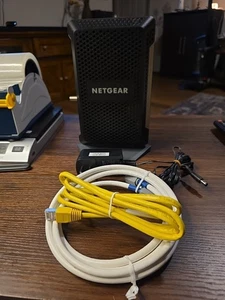 Kabel przewodowy Ethernet NETGEAR CM1000 (RJ-45) - CM1000100NAS (czarny) - Zdjęcie 1 z 13