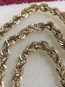 20 Inches 10 Kt Yellow Gold 4.4 Grm Rope Chain Scrap Or Wear 4mm April Sale - Picture 1 of 11