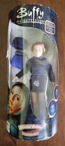 Buffy Vampire Slayer ~ WILLOW ~ Ltd Ed Diamond 1999 Figure ~ 9" Doll ~ - Picture 1 of 4