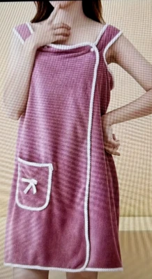 New M L Lavender COTTON TOWEL Body WRAP Swim Cover Up  Snap Closure Cell Pocket - Image 1 of 4