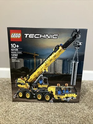 LEGO 42108 TECHNIC: Mobile Crane - Image 1 of 4