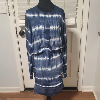 Vestido Sundry azul marino y blanco tie-dye manga larga Foto 1 de 4