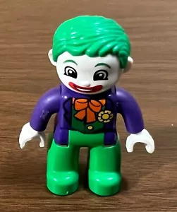 Lego Duplo El Guasón Mini Figura DC Superhéroe Villian Batman - Auténtico - Usado en Excelente Condición - Imagen 1 de 3