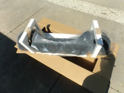 Conjunto de revestimiento de parachoques trasero ISUZU VEHICROSS 1999-01 OEM Foto 1 de 3