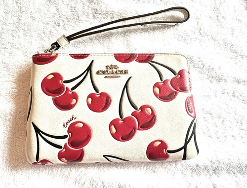 Portafoglio Portafoglio Borsa COACH Stampa Ciliegia Cerniera Angolare Pelle