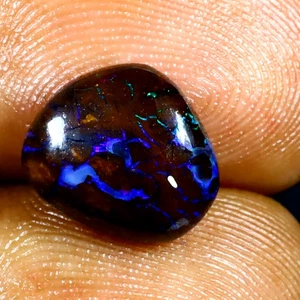 Opale masso australiano Koroit multicolore fantasia piacevole 3,37 ct (10 x 9 mm) - Foto 1 di 1