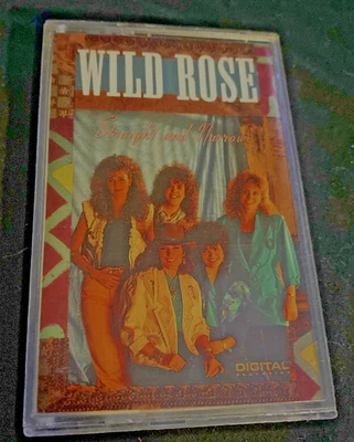 Straight and Narrow by Wild Rose (Cassette) - Imagem 1 de 4