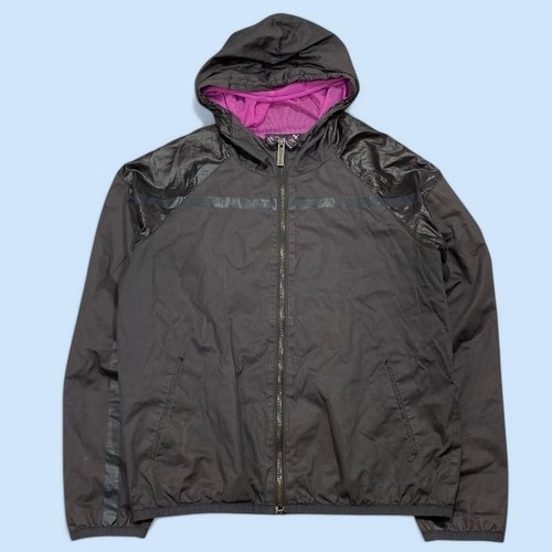 Giacca nera ALEXANDER McQUEEN × PUMA con fodera in rete