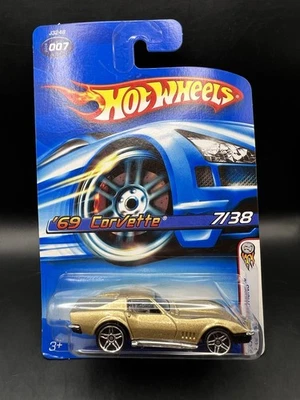 Hot Wheels 2006 First Editions ‘69 Corvette in Gold PR5 #007 - Image 1 of 3