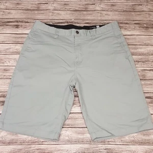 Volcom Size 34 Men Shorts Casual Wear - Picture 1 of 10