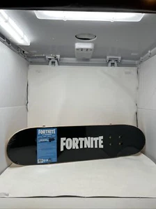 Fortnite The Brat Skateboard - Bild 1 von 11