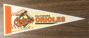 BALTIMORE ORIOLES - 1999 Mini Pennant - 4x9 - AUTHENTIC - Picture 1 of 1