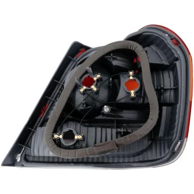 Luces traseras izquierdas nuevas para Toyota Echo 2003-2005 por TO2818123 T730120 8156152300 Foto 1 de 4