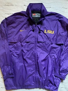 Giacca a vento Nike Team LSU Tigers calcio uomo XL NOME MACELLAZIONE SU ETICHETTA - Foto 1 di 14