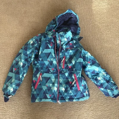 Kamik blue girls winter ski coat with detachable hood and powder skirt. size 6 - Image 1 of 4