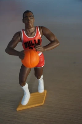 1990 NBA Starting Lineup Michael Jordan Chicago Bulls Collectible Action Figure - Image 1 of 2