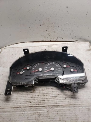 Velocímetro Cluster 4 Puertas Excluyendo Sport Trac Ajusta 04-05 EXPLORER 1328106 Foto 1 de 4