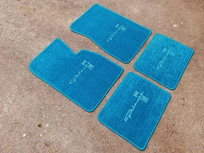 Juego de 4 alfombrillas alfombra azul aguamarina para Ford Galaxie 500 XL 1965-68 Foto 1 de 4