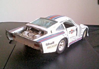 Porsche 935 TT 1/24 Bburago #1 Martini Usata per restauro o ricambi - Immagine 1 di 4