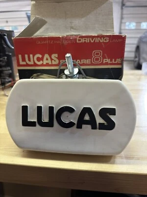 Lámpara de conducción vintage Lucas Square 8 Plus Jaguar Triumph Fiat Foto 1 de 4