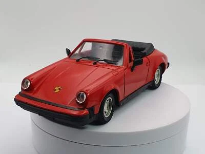 Porsche 911 SC Polistil 1/25 - Immagine 1 di 4