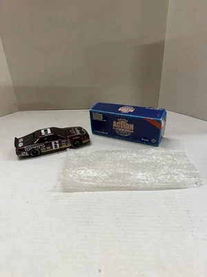 MARK MARTIN #6 FOLGERS 1991 THUNDERBIRD 1:24 NASCAR DIECAST BANK - Image 1 of 4