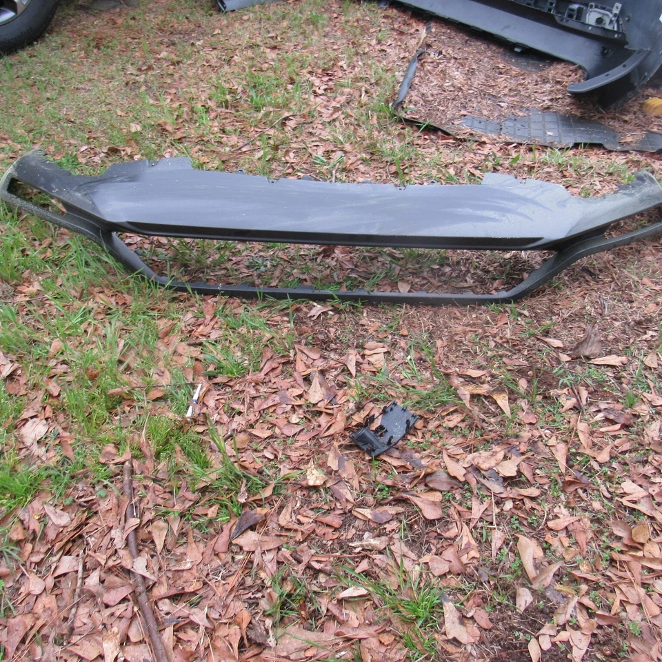 2016 2017 2018 2019 2020 2021 VOLVO XC90 CENEFA DELANTERA CUBIERTA PARACHOQUES OEM Foto 1 de 4