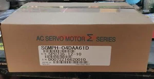 ONE Yaskawa Servo Motor SGMPH-04DAA61D NEW - Picture 1 of 1