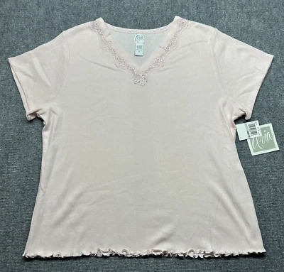 Aria 针织衬衫女式 1X 粉色孔眼刺绣 V 领荷叶边下摆加大全新 — 第 1/4 张图片