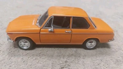 BMW 2002ti DIECAST CAR 1/24 SCALE - Image 1 of 4