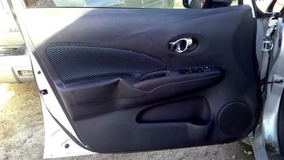 Painel de acabamento da porta da frente VERSA 2016 71971380 - Imagem 1 de 4