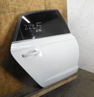 Оригинальная задняя дверь в сборе для правостороннего пассажира Audi A6 2012-2018 годов выпуска - Изображение 1 из 4